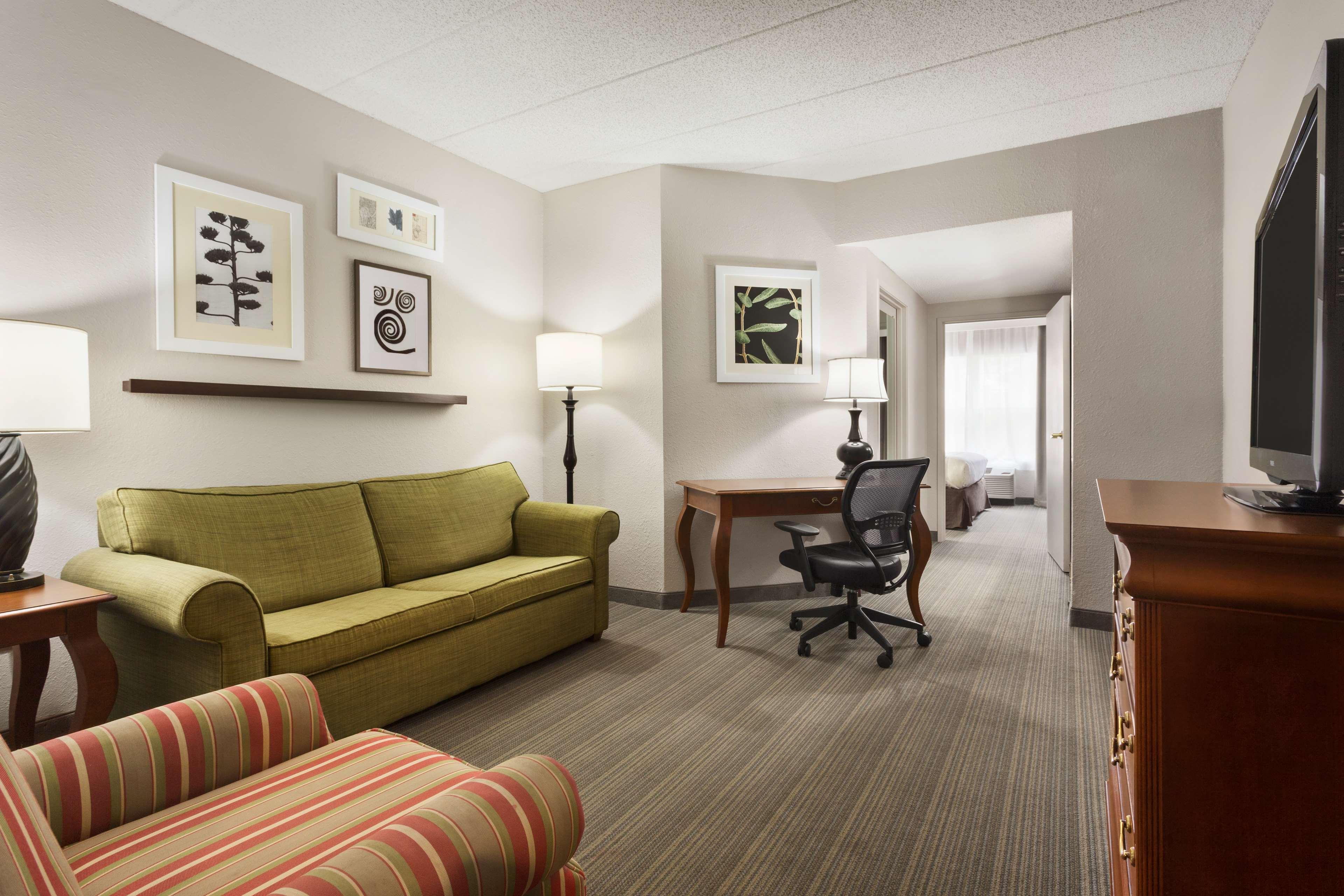 Country & By Radisson, Lexington, Ky