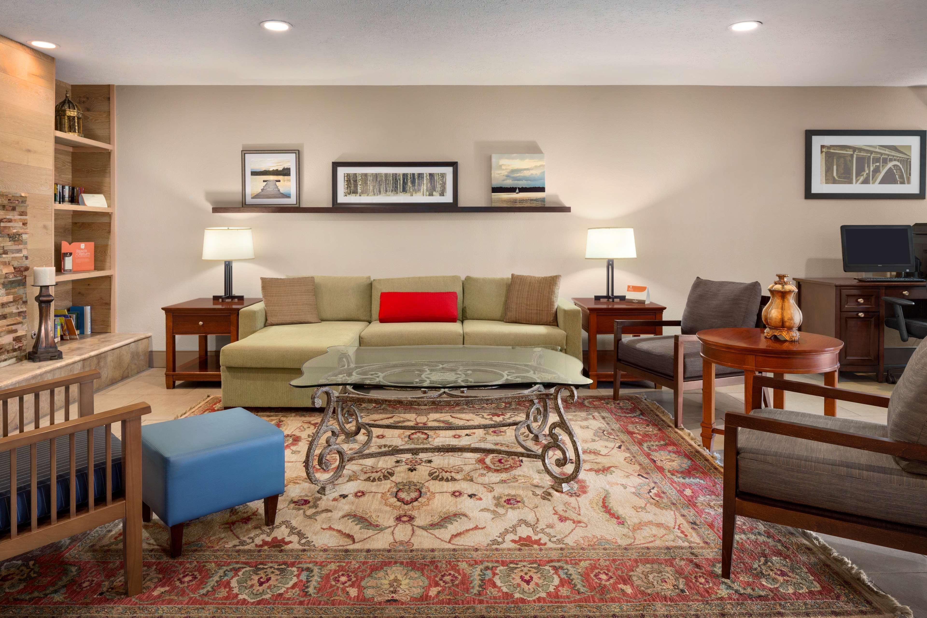 Country & By Radisson, Lexington, Ky Lexington