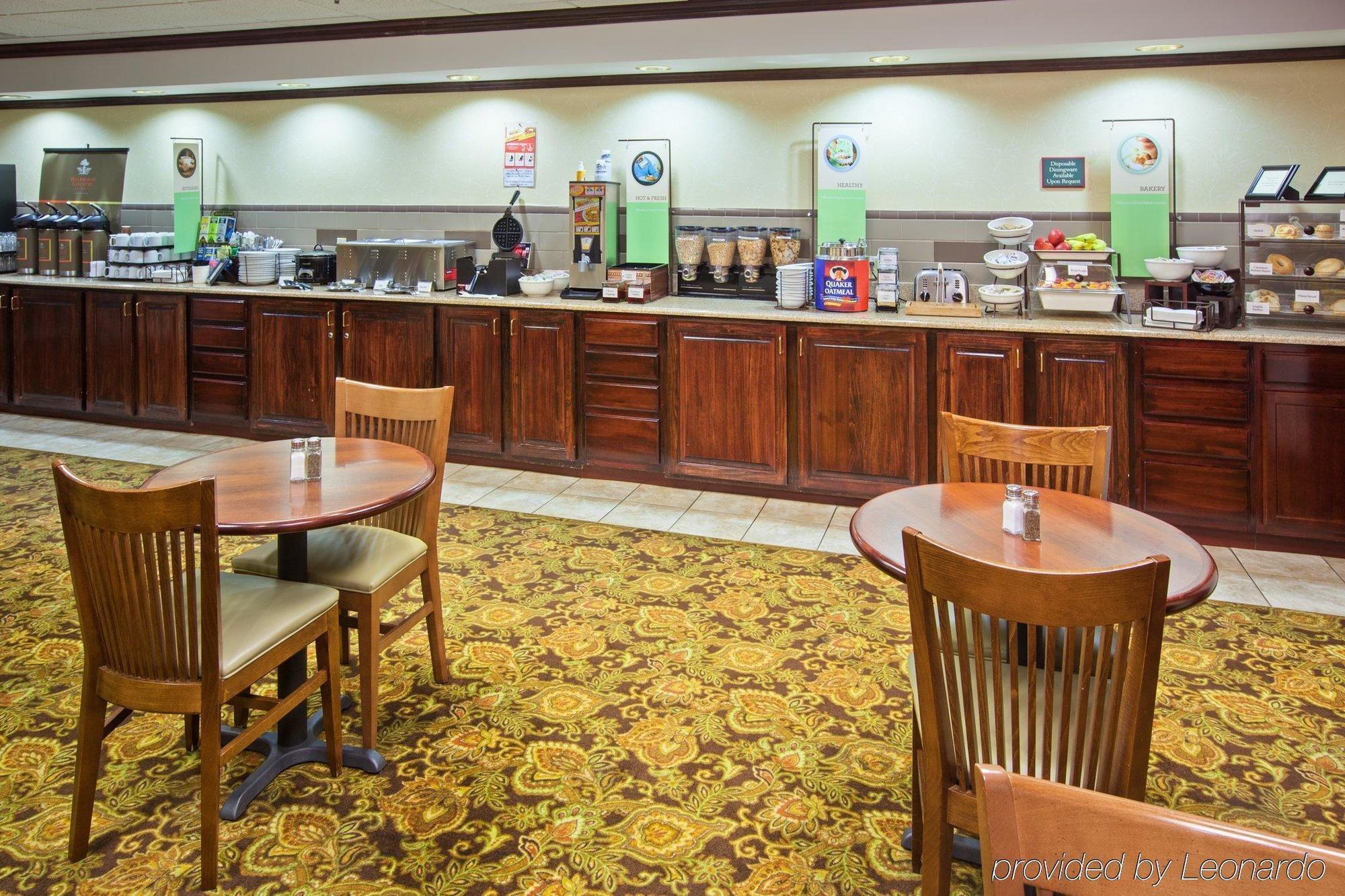Country & By Radisson, Lexington, Ky Hotel 3*